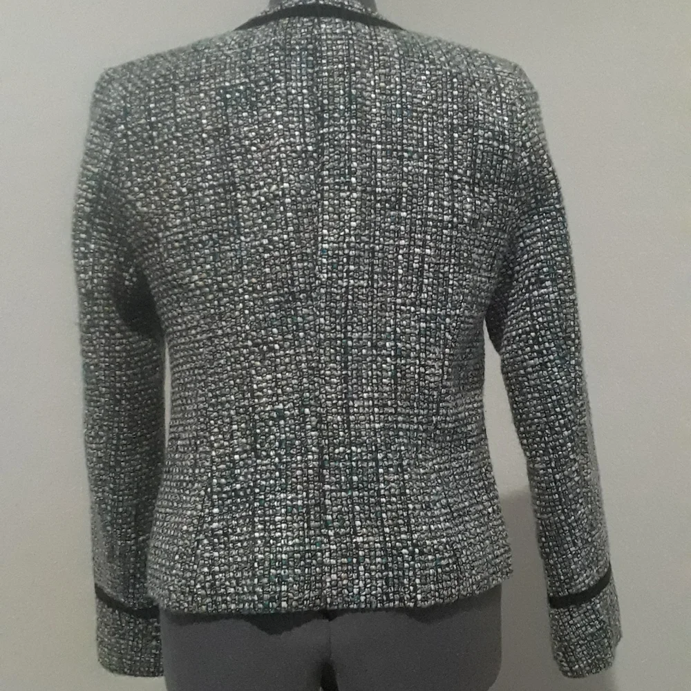 Daisy Fuentes size small